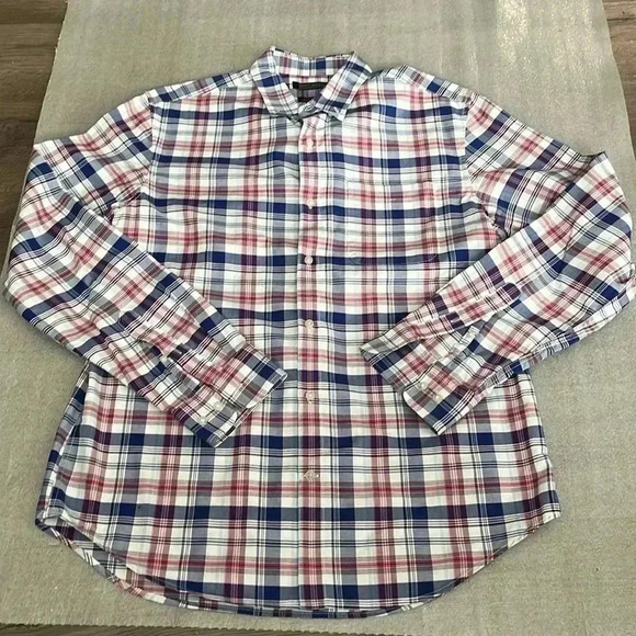 [M]Banana Republic Camden Fit Blue Red White. Plaid  Button Dress Shirt - Picture 1 of 8